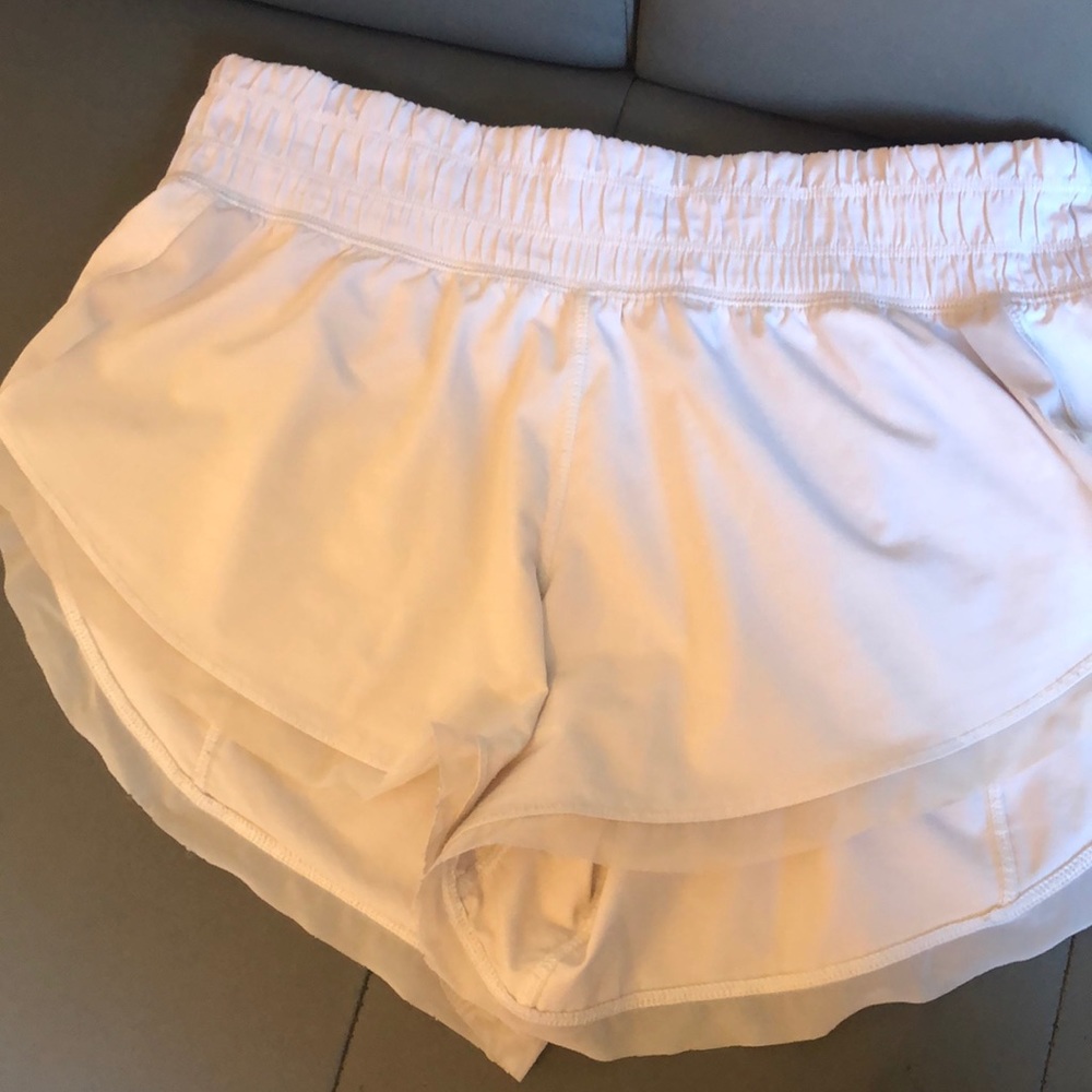 lulu mesh hem shorts!